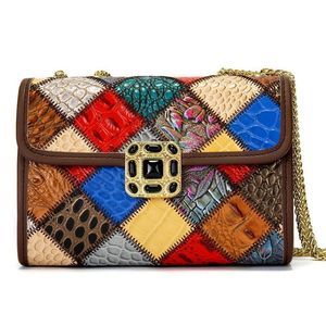 Dare To Be Bold Ladies' Chain Bag